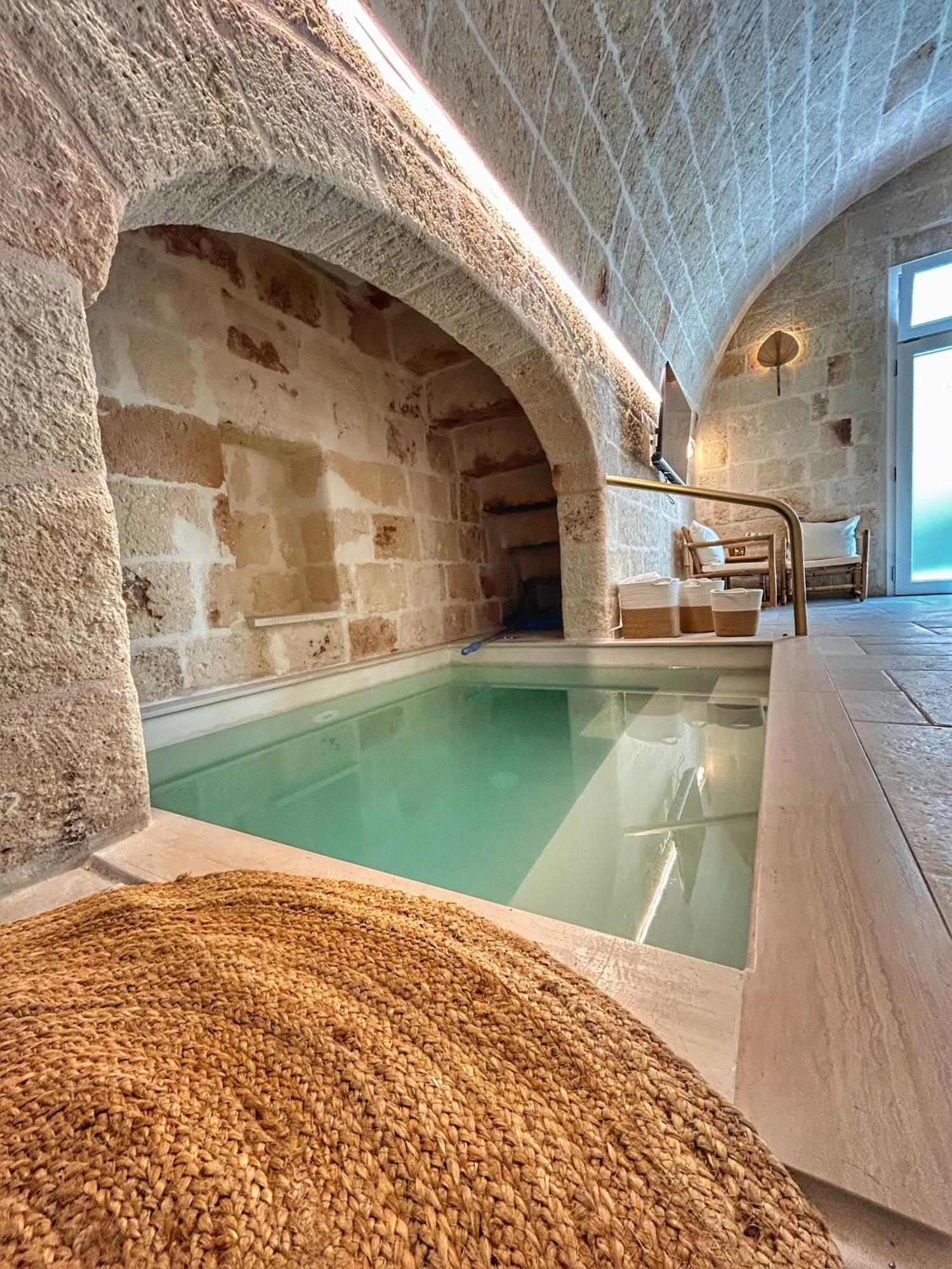 Ginpe Luxury Suite モノーポリ エクステリア 写真